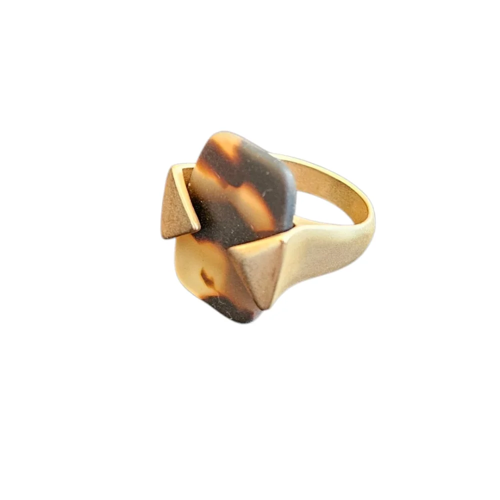 NWT - Gold and Tortiise Shell Geometric Ring - Size 8